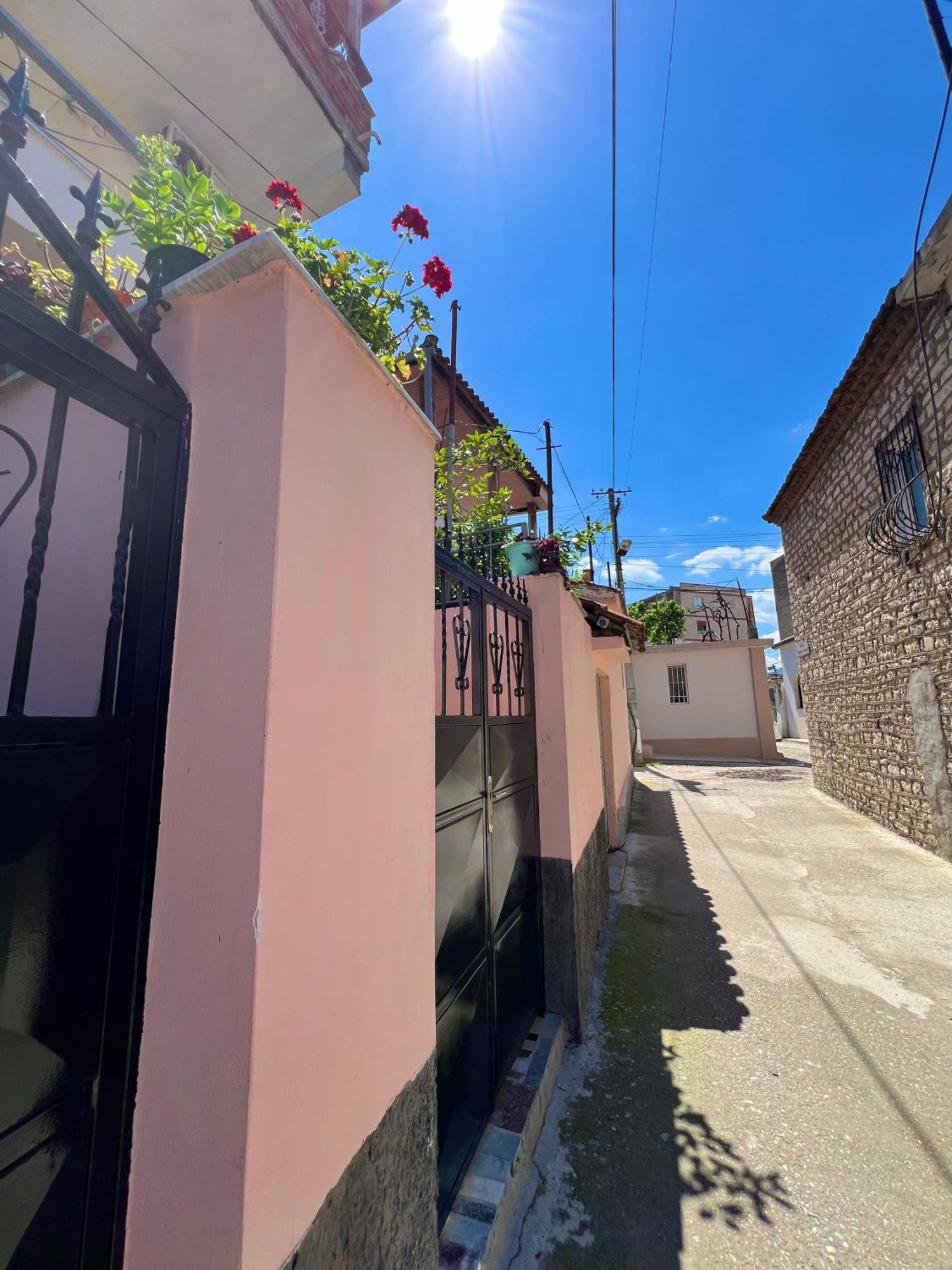 Villa Ensalv Berat - Apartment - Room - Penthouse Exterior foto